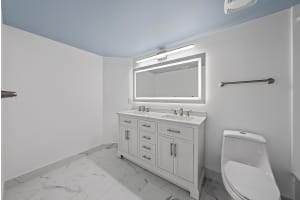 5348 Eagle Lake Drive Ln 20, Palm Beach Gardens, FL 33418 Sold 05/01/25