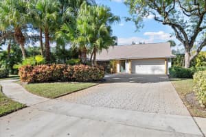 13601 La Mirada Circle, Wellington, FL 33414 Sold 02/25/25