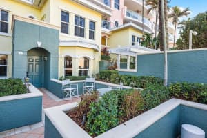 2051 SE 3rd Street Th-4, Deerfield Beach, FL 33441 Sold 03/28/25