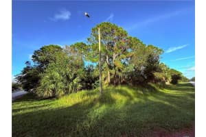 9950 79th Street, Vero Beach, FL 32967 Sold 02/18/25