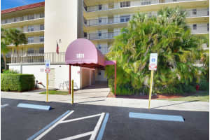 3871 Via Poinciana 602, Lake Worth, FL 33467 Sold 05/13/25