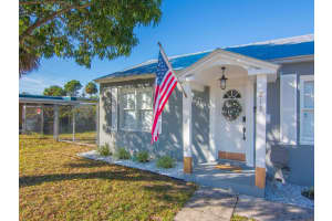 813 S 6th Street, Fort Pierce, FL 34950 Sold 03/26/25