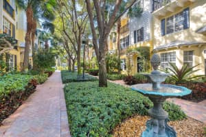 352 N Bromeliad, West Palm Beach, FL 33401 Sold 03/31/25