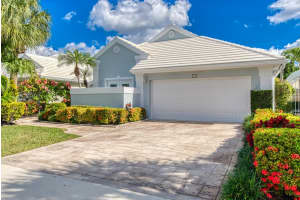 922 Dickens Place, West Palm Beach, FL 33411 Sold 03/06/25
