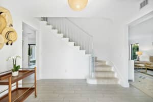 226 Cove Place, Jupiter Inlet Colony, FL 33469 Sold 05/01/25