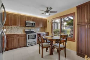 5673 Fairway Park Drive 102, Boynton Beach, FL 33437 Sold 02/15/25