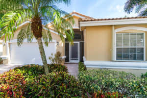 MLS# R11043852, Boynton Beach, Florida 33437