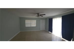 412 7th Road SW, Vero Beach, FL 32962 - MLS#R11043857