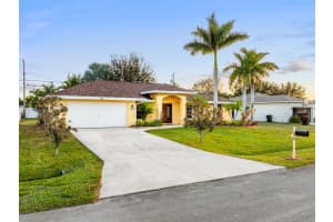 750 SW Mccullough Avenue, Port Saint Lucie, FL 34953 Sold 01/17/25