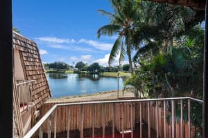 368 Lake Arbor Drive, Palm Springs, FL 33461 Sold 02/27/25