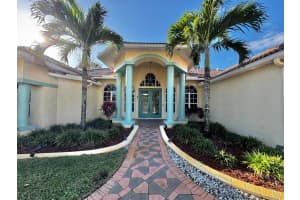 136 Mangrove Court, Royal Palm Beach, FL 33411 Sold 03/17/25