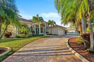 136 Mangrove Court, Royal Palm Beach, FL 33411 Sold 03/17/25