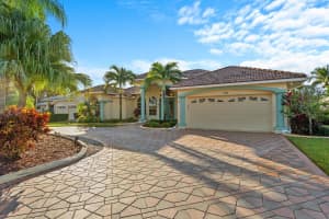136 Mangrove Court, Royal Palm Beach, FL 33411 Sold 03/17/25