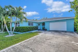 1916 Pleasant Drive, North Palm Beach, FL 33408 Sold 02/21/25