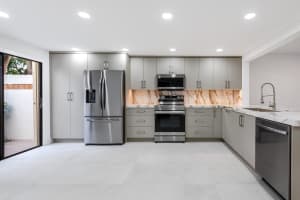 15319 Strathearn Drive 11002, Delray Beach, FL 33446 Sold 03/14/25