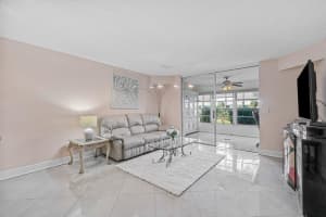 25 Abbey Lane 108, Delray Beach, FL 33446 Sold 02/10/25