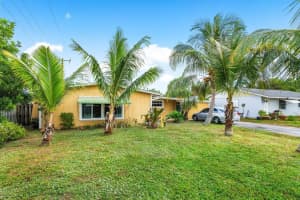 403 W Whitney Drive, Jupiter, FL 33458 Sold 02/18/25