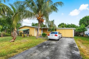 403 W Whitney Drive, Jupiter, FL 33458 Sold 02/18/25