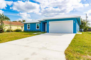 942 SW Jaslo Avenue, Port Saint Lucie, FL 34953 Sold 04/30/25