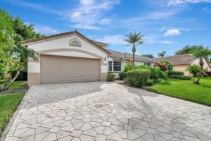 141 Egret Circle, Greenacres, FL 33413 Sold 01/31/25