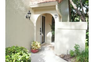 5630 Coach House Circle D, Boca Raton, FL 33486 Sold 02/05/25