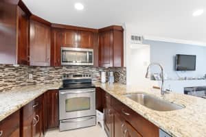 156 Monaco D, Delray Beach, FL 33446 Sold 02/27/25