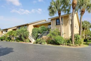 1001 SE 6th Avenue D122, Deerfield Beach, FL 33441 Sold 02/19/25