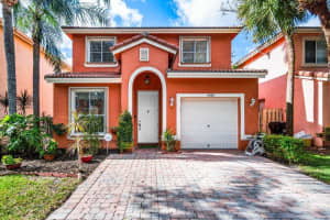 4387 Lake Lucerne Circle, West Palm Beach, FL 33409 Sold 01/30/25
