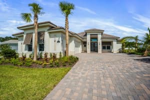 237 Strand Terrace, Vero Beach, FL 32963 Sold 03/31/25