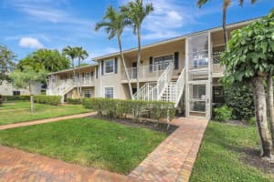 29 Stratford Lane F, Boynton Beach, FL 33436 Sold 03/26/25