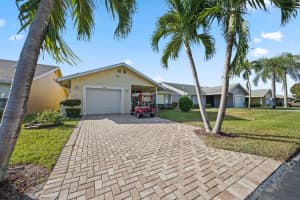 5261 Tiffany Anne Circle, West Palm Beach, FL 33417 Sold 03/31/25