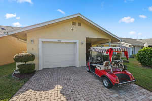 5261 Tiffany Anne Circle, West Palm Beach, FL 33417 Sold 03/31/25