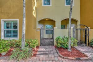 2851 W Prospect Road 308, Tamarac, FL 33309 Sold 02/03/25