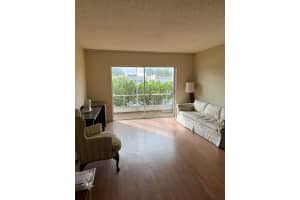 146 Lake Evelyn Drive 146, West Palm Beach, FL 33411 Sold 02/04/25