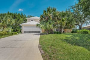 909 SW Jacqueline Avenue, Port Saint Lucie, FL 34953 Sold 03/10/25
