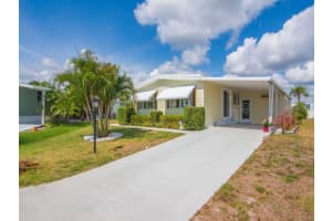 196 NE Emerald Drive, Jensen Beach, FL 34957 - MLS#R11044492