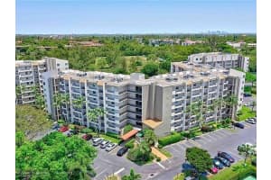 3930 Inverrary Boulevard 303-d, Lauderhill