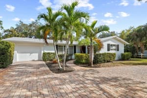 421 SE Edgewood Drive, Stuart, FL 34996 Sold 01/10/25
