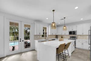 10730 Willow Oak Court, Wellington, FL 33414 Sold 04/21/25