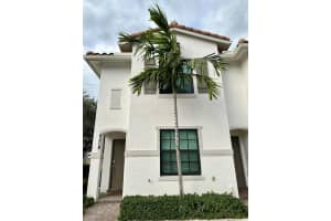 4208 Napoli Lake Drive, Riviera Beach, FL 33410 Sold 03/24/25