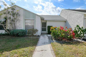 171 Pinewood Court, Jupiter, FL 33458 Sold 01/31/25