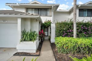 5618 SE Foxcross Place, Stuart, FL 34997 Sold 05/30/25
