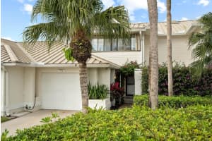 5618 SE Foxcross Place, Stuart, FL 34997 Sold 05/30/25