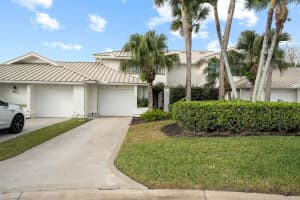 5618 SE Foxcross Place, Stuart, FL 34997 Sold 05/30/25