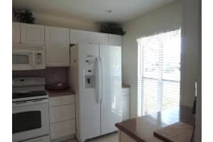 516 Crooked Lake Lane B, Fort Pierce, FL 34982 Sold 04/15/25