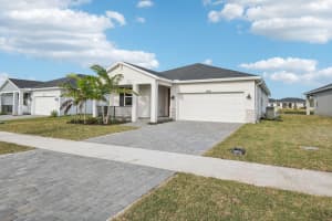 9032 Dahlia Circle, Port Saint Lucie, FL 34986 Sold 03/14/25