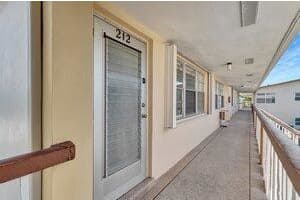 212 Easthampton I, West Palm Beach