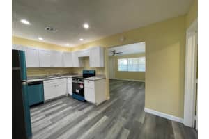 105 Arthur Court, Boynton Beach, FL 33435 Sold 01/27/25