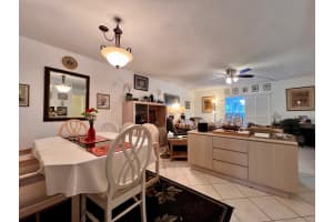 102 Oxford 200, West Palm Beach, FL 33417 Sold 06/16/25