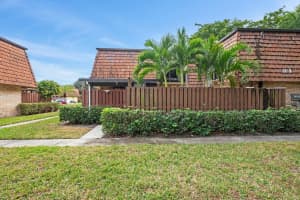 522 5th Lane, Greenacres, FL 33463 Sold 03/10/25